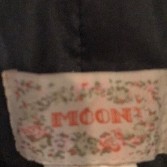 Classy Hunter Green Blazer. 100 Percent Silk. - Picture 8 of 8